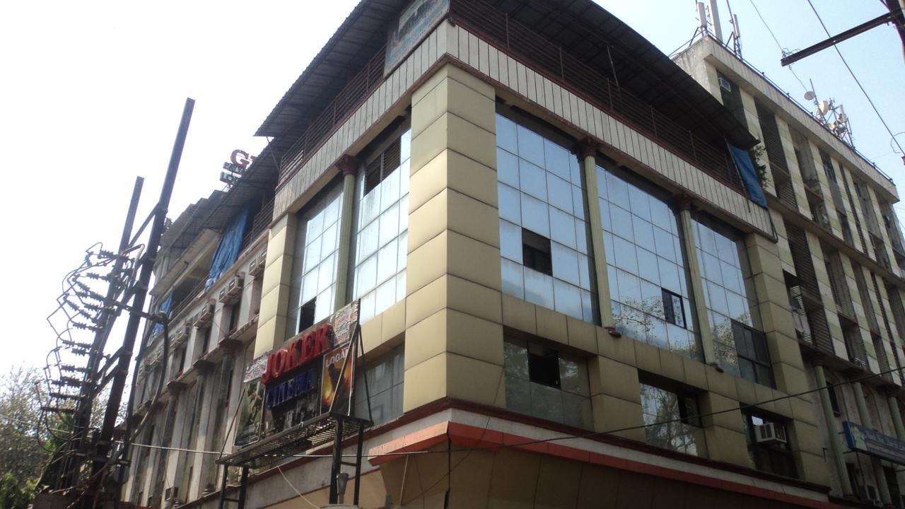 Girija Payyade Hotel Kalyan Luaran gambar