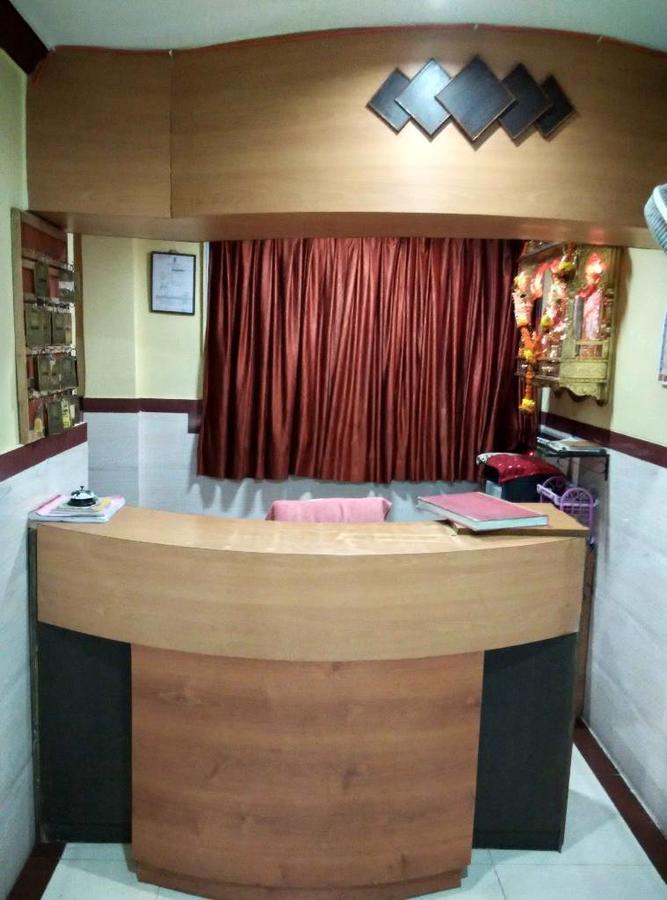 Girija Payyade Hotel Kalyan Luaran gambar