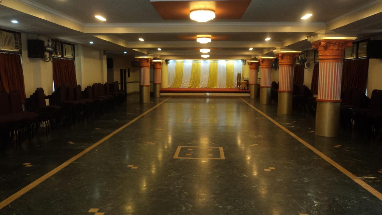 Girija Payyade Hotel Kalyan Luaran gambar