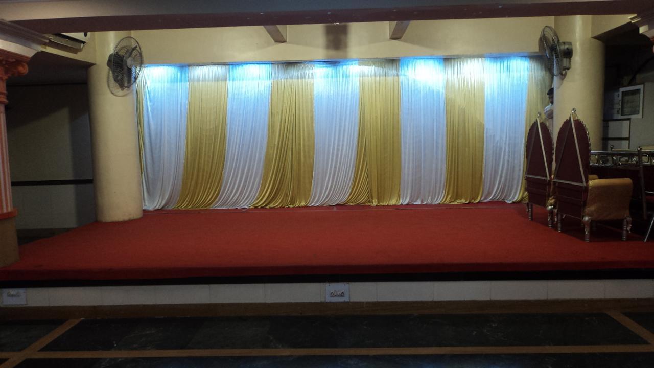 Girija Payyade Hotel Kalyan Luaran gambar