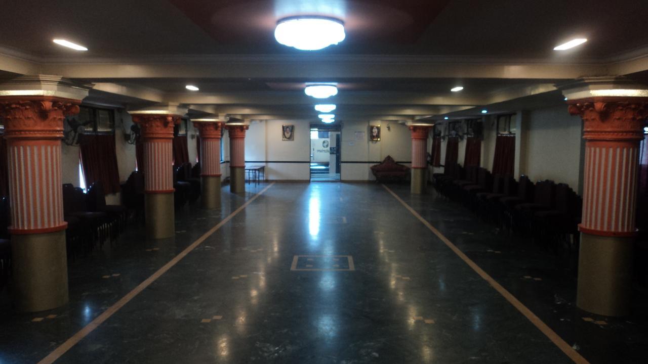 Girija Payyade Hotel Kalyan Luaran gambar